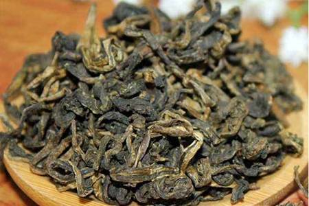蒲公英茶怎么冲泡有营养，饮用蒲公英花茶的注意事项