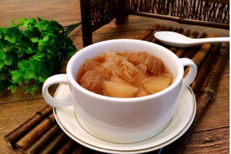 五款清肺排毒汤的配方，预防感冒病毒的食谱