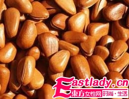 降胆固醇要做到管住嘴、迈开腿