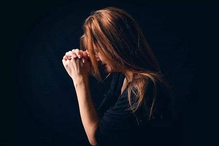 老实木讷的丈夫竟然背着我和陌生女人聊骚