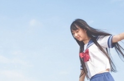 表弟凶猛得不像人 在厨房里弄得我全身都是汗